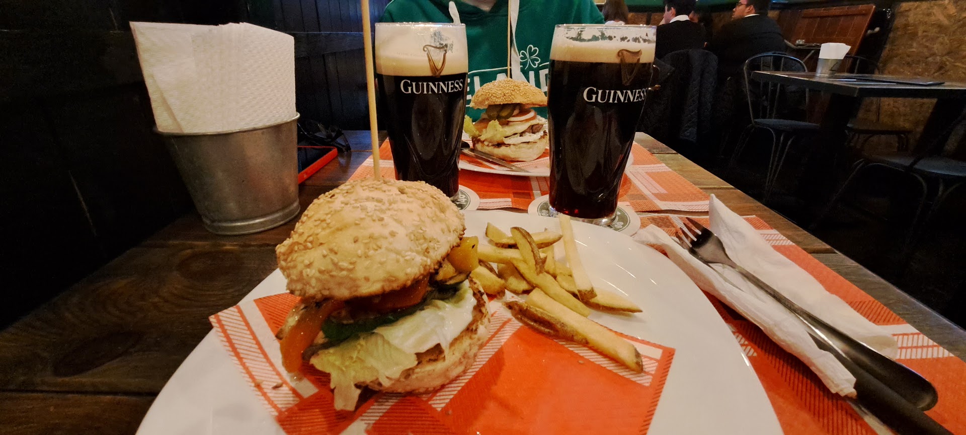 Hibernia Irish Pub