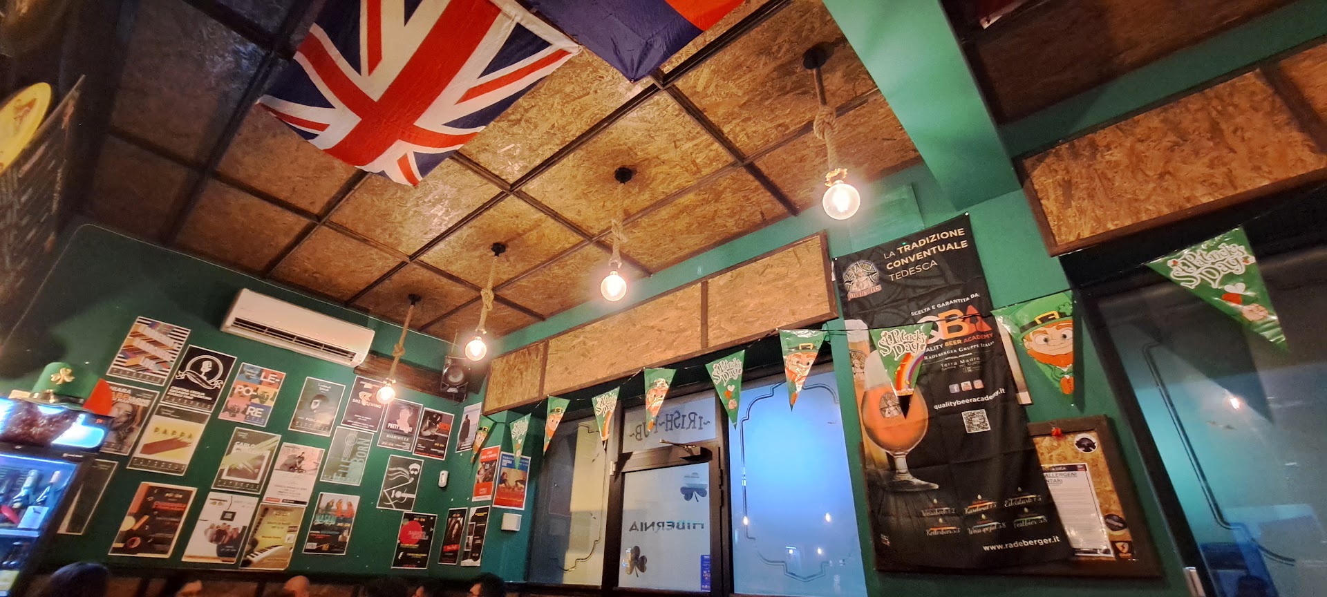Hibernia Irish Pub