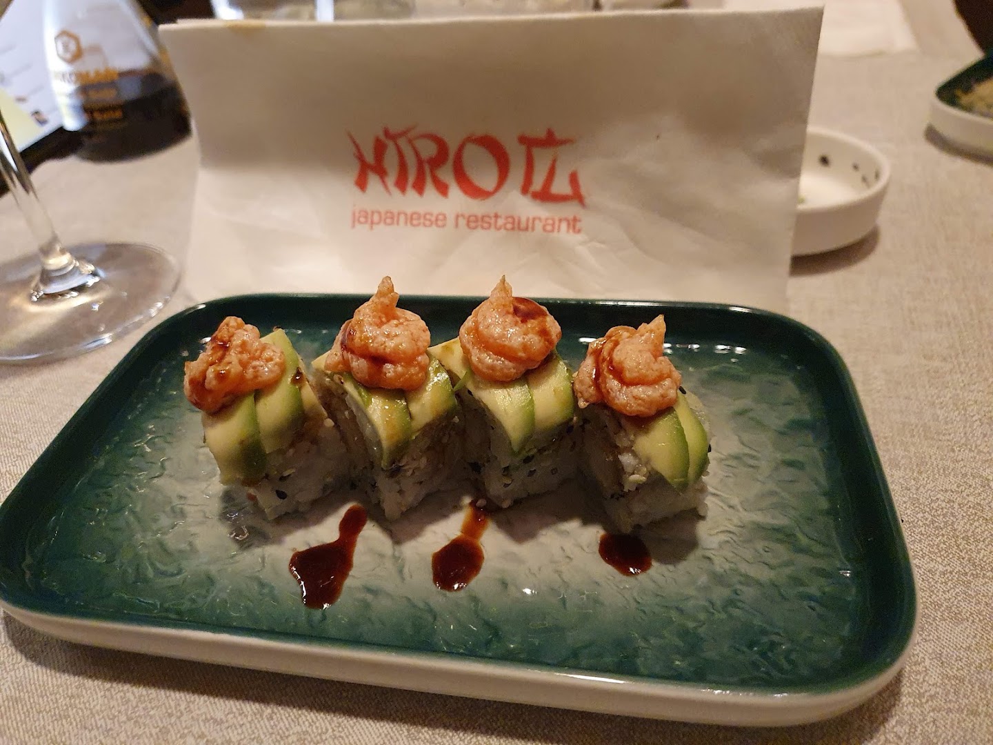 Hiro, Rho