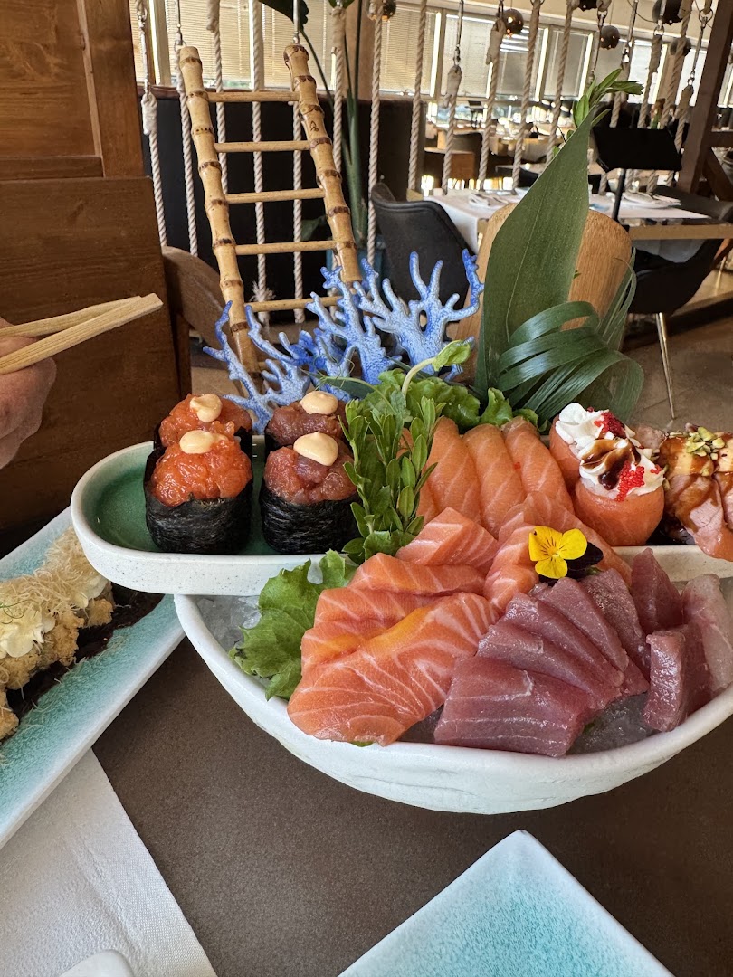 Hiroshima Restaurant sushi