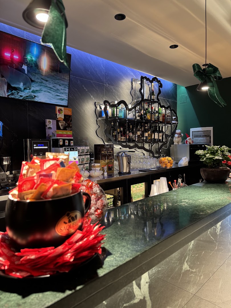 Hirpvs Bar & Food Hub