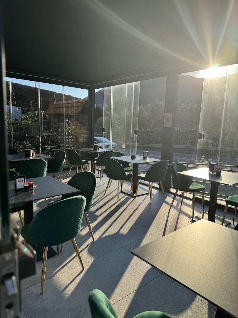 Hirpvs Bar & Food Hub