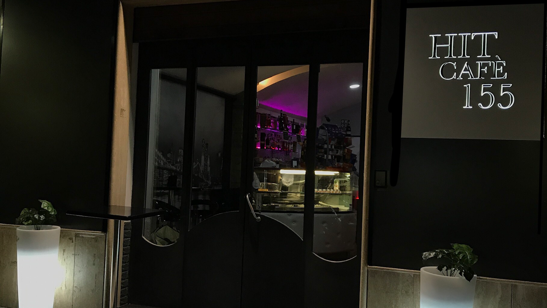 Hit Cafe 155