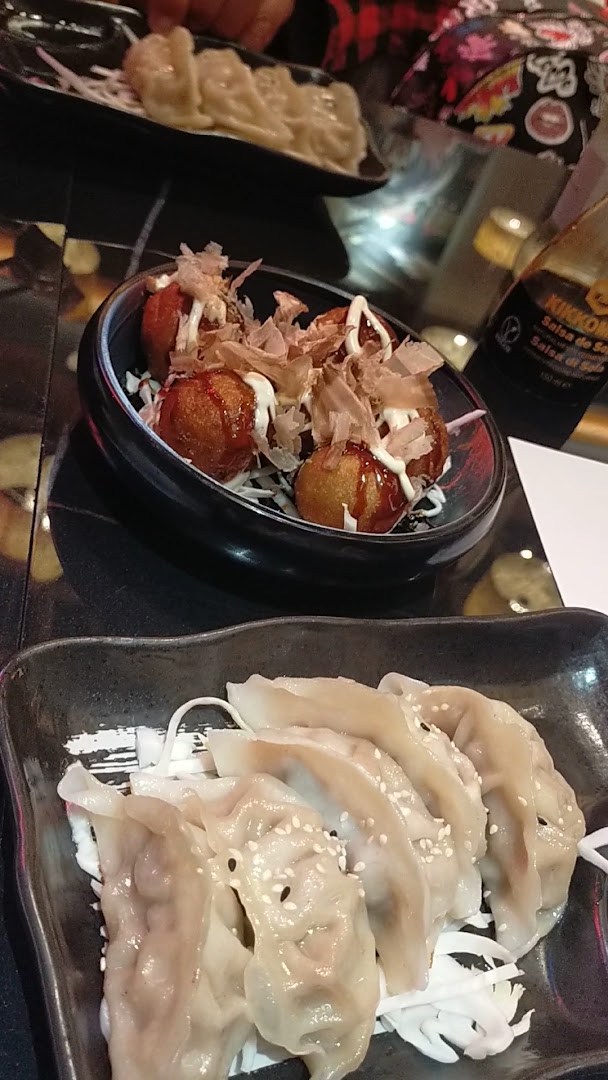 HITO IKI - Ramen Izakaya, Genova