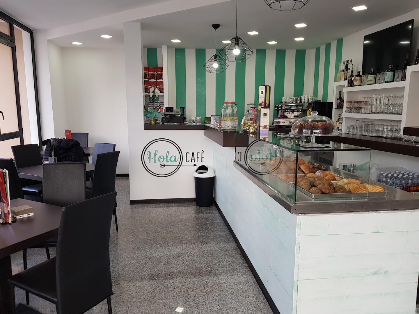 Hola Cafè