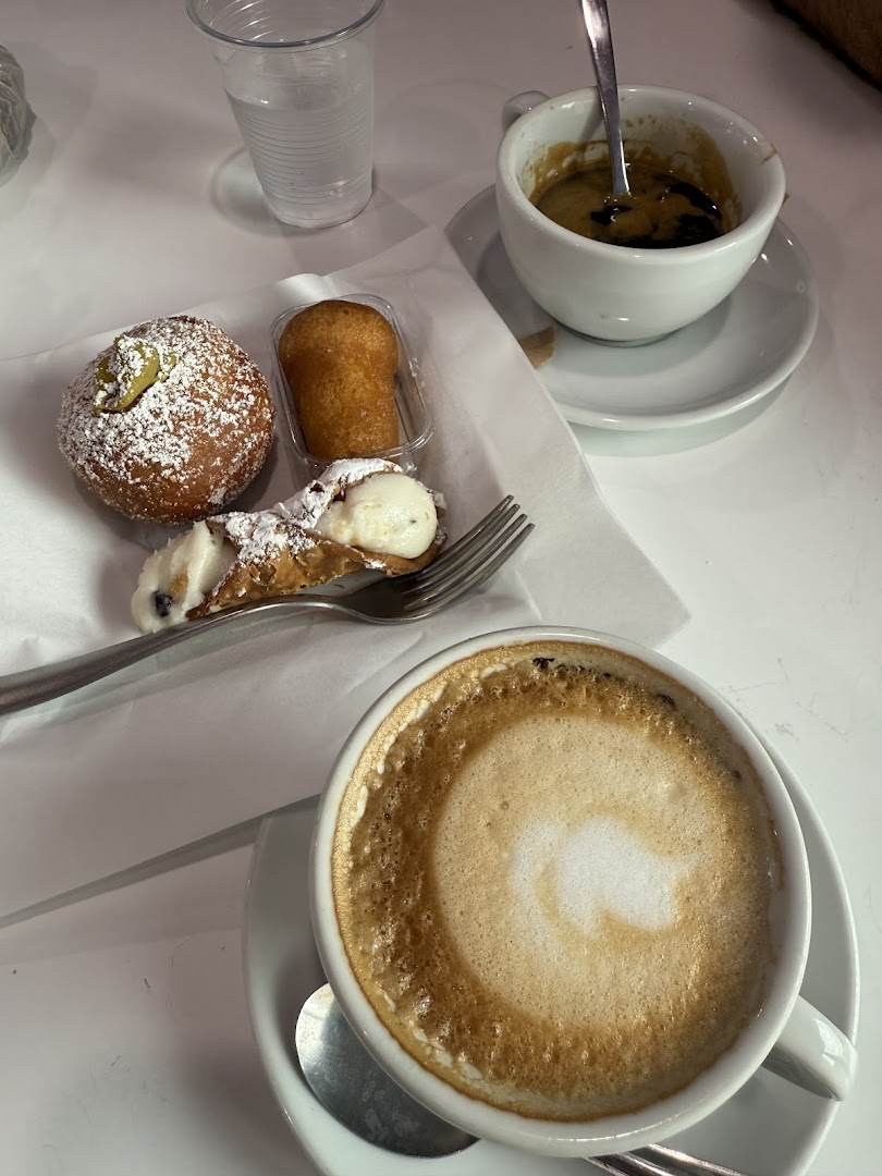 Hollywood ~ Bar | Ristorante | Pizzeria | Pasticceria | Gelateria Cinisi