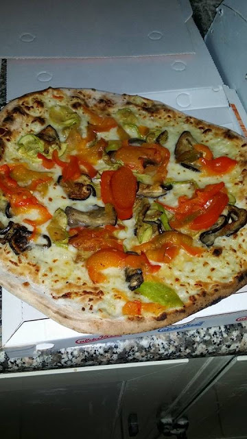 Hollywood pizzeria
