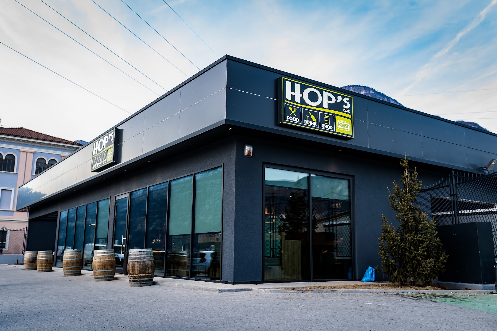 HOP’s - Food Drink Shop