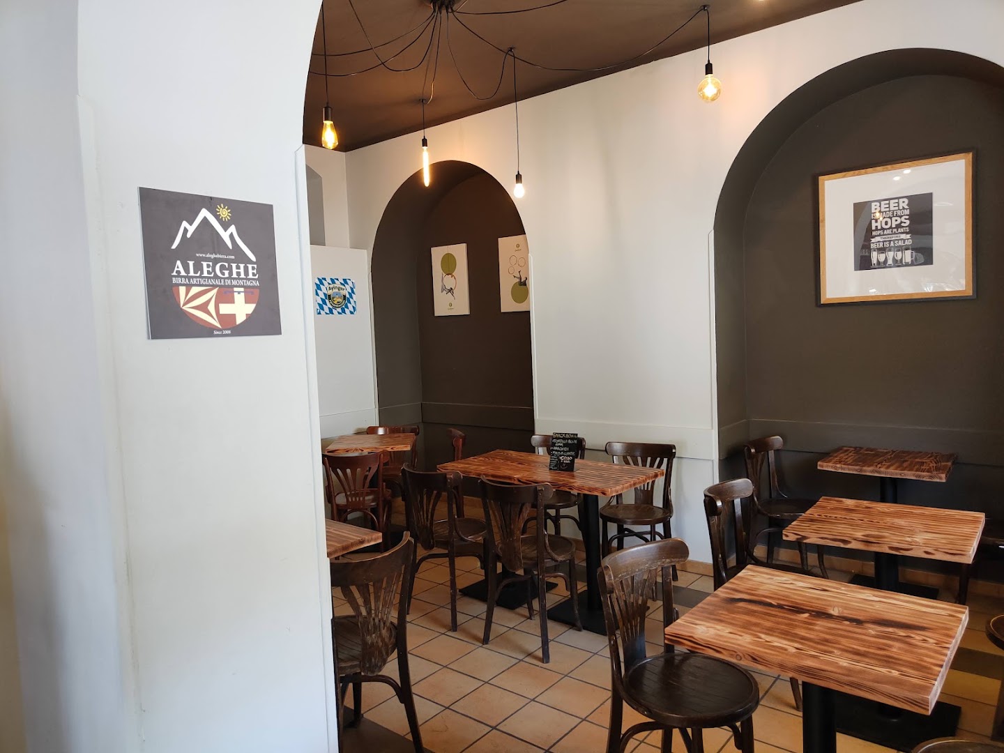 Hops Torino • Birreria Artigianale di Quartiere