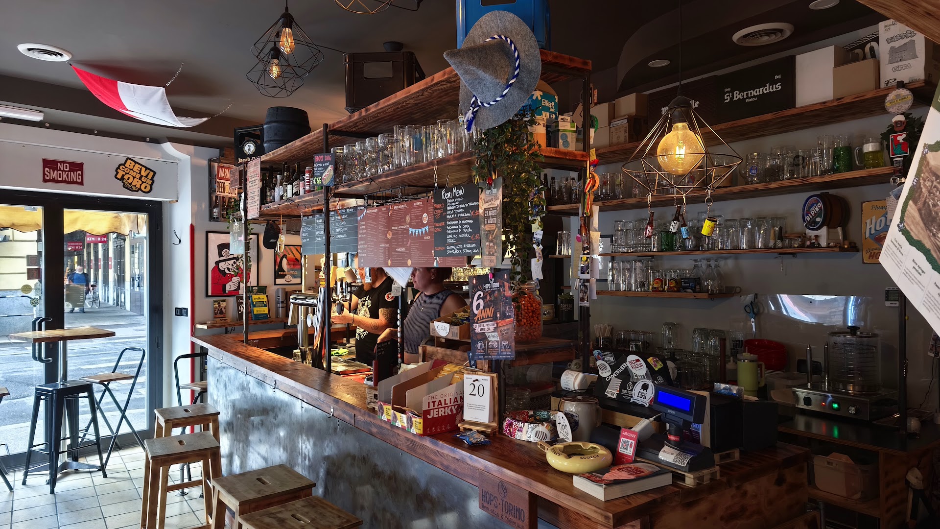 Hops Torino • Birreria Artigianale di Quartiere