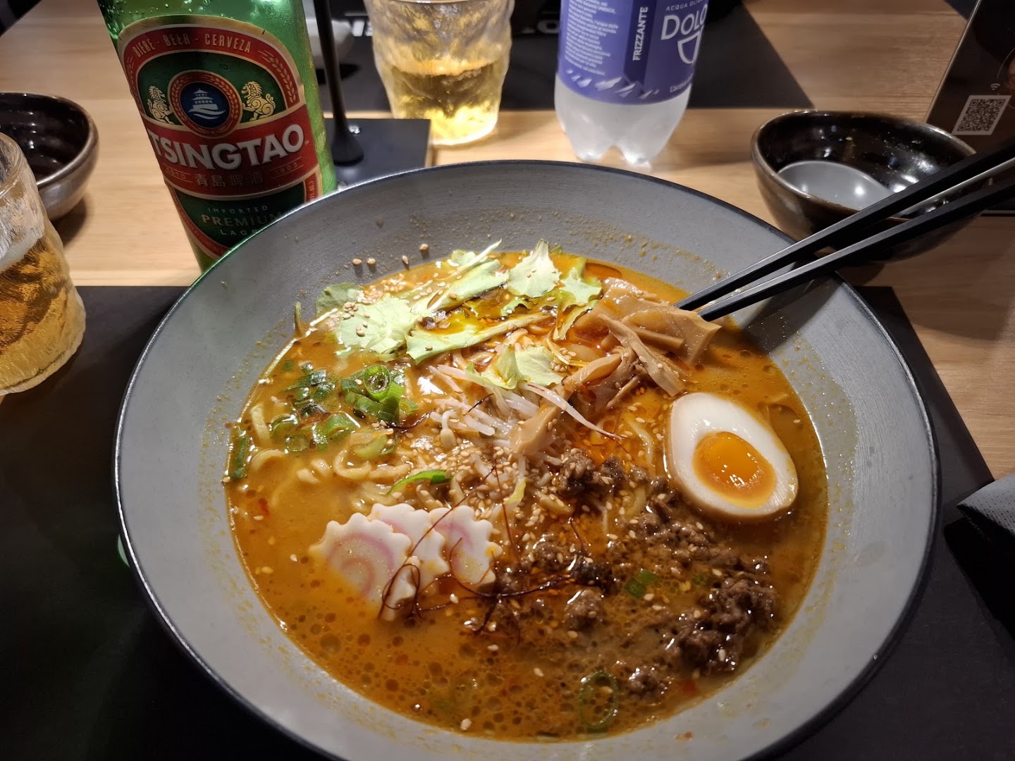 HOT RAMEN
