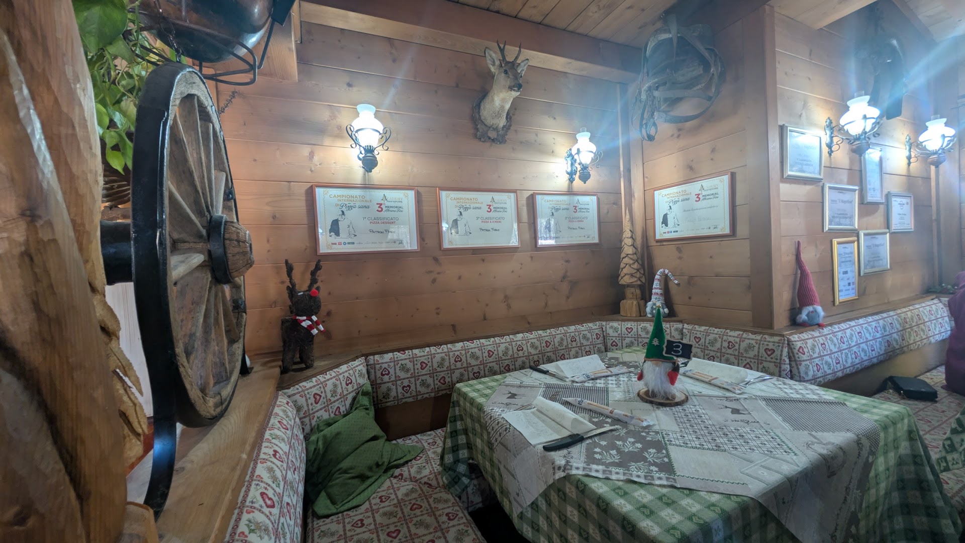 Hotel Griglieria pizzeria Gnomo Goloso