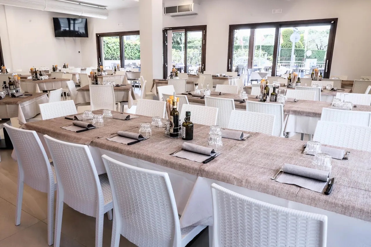 Hotel Pizzeria AQUILA