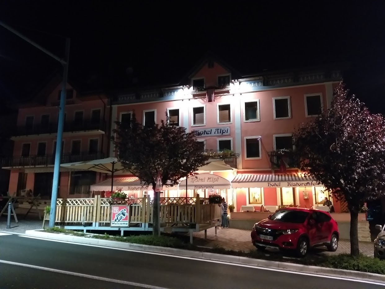 Hotel Ristorante Alpi - Foza