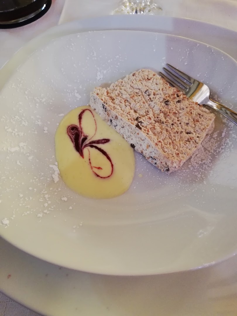 Hotel Ristorante Pizzeria Al Cavallino Rosso