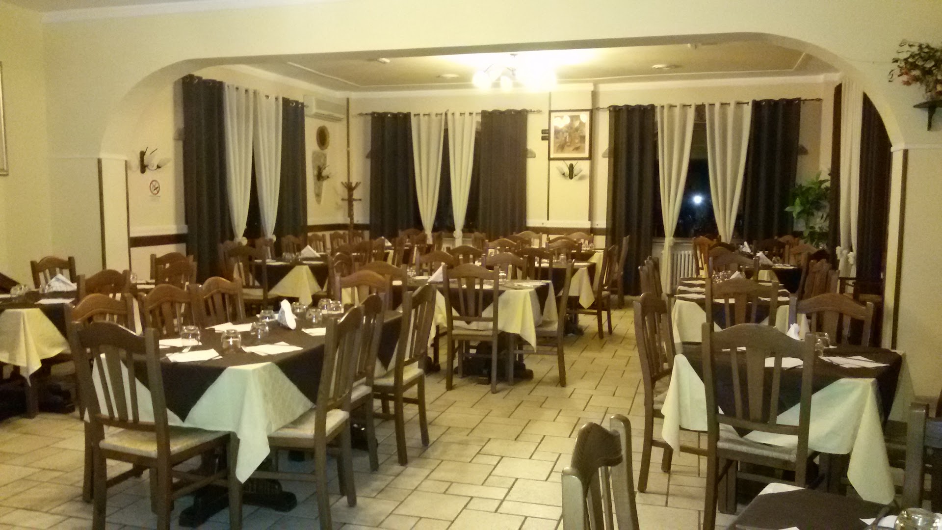 Hotel Ristorante Pizzeria Il Casale di D'avalos