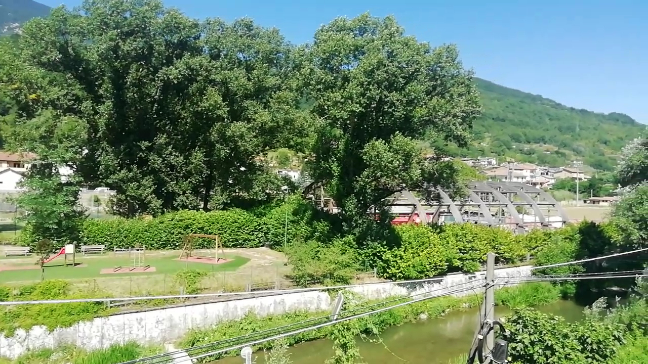 Hotel River