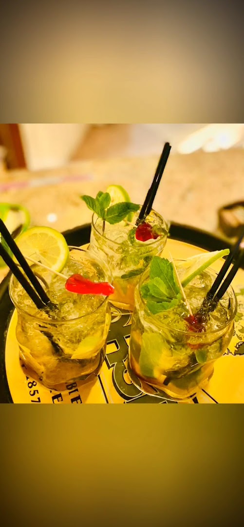 https://www.barcafeporticibresso.com