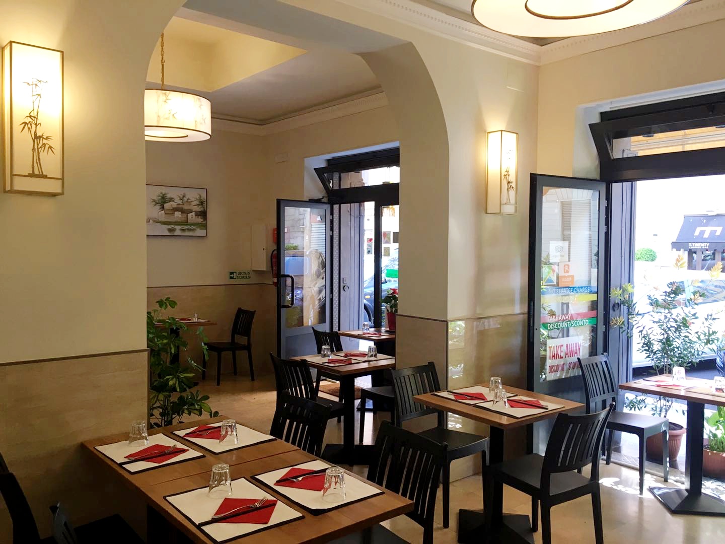 Huaweiju Restaurant