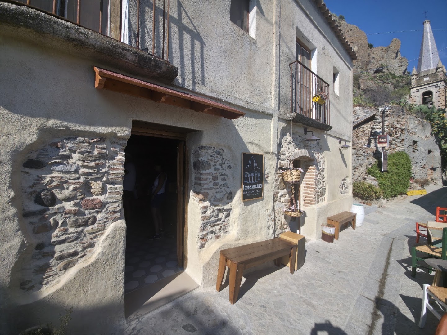 I Cinque Calici - Enoteca e Bottega tipica a Pentedattilo