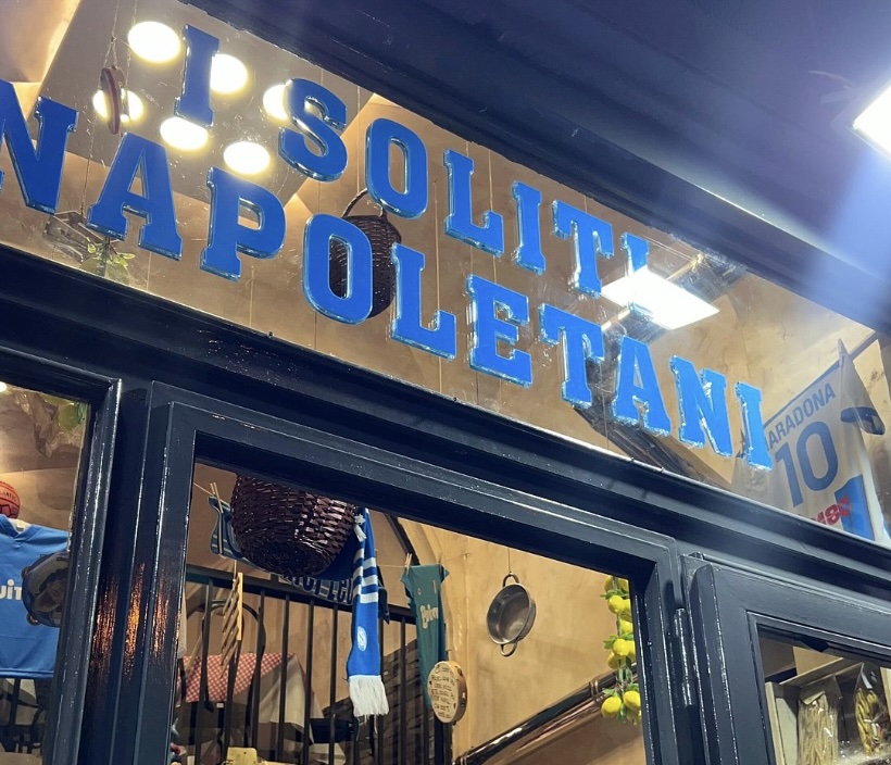 I soliti napoletani, Napoli