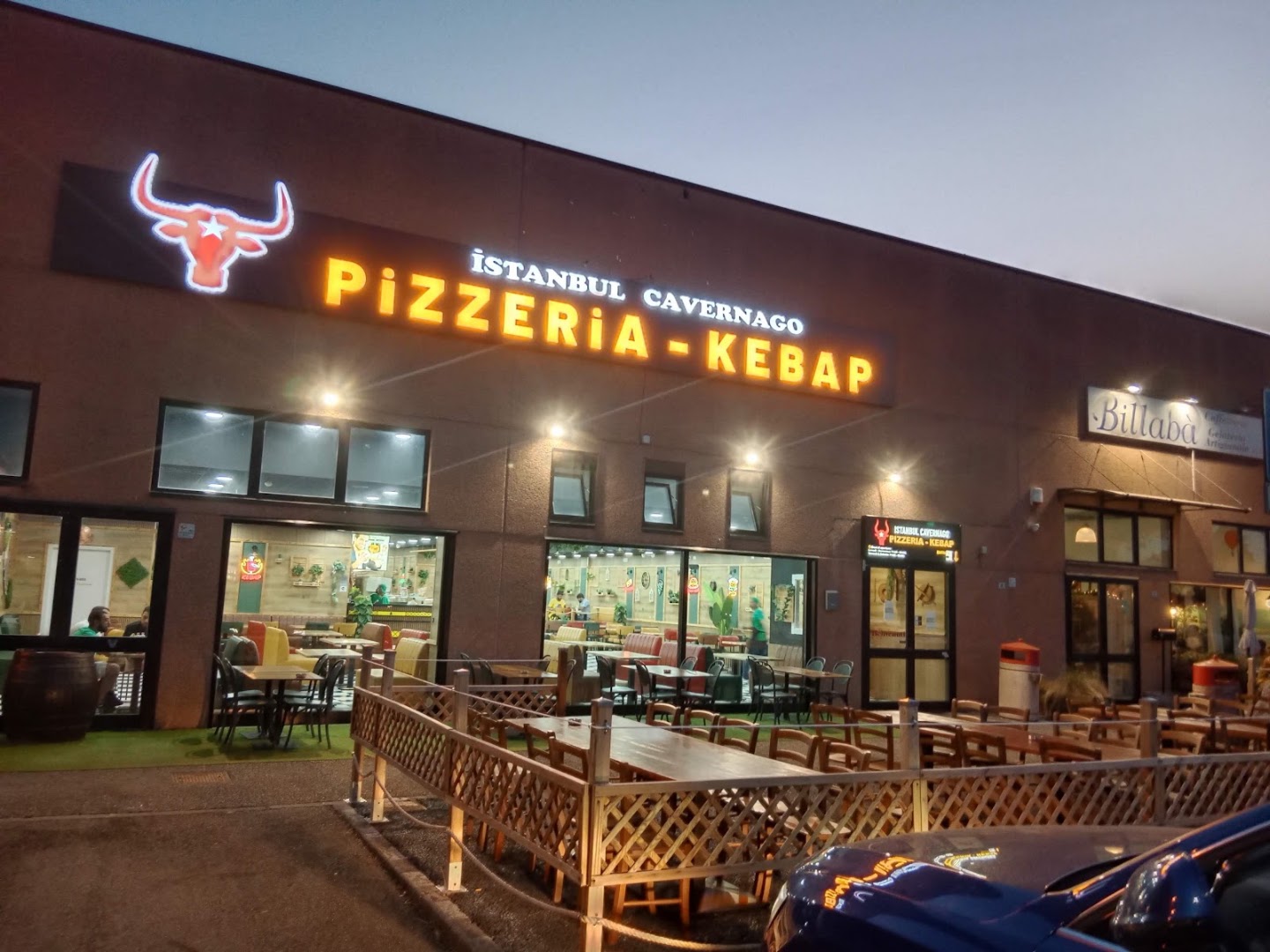 İstanbul cavernago Turkish kebap pizza gril