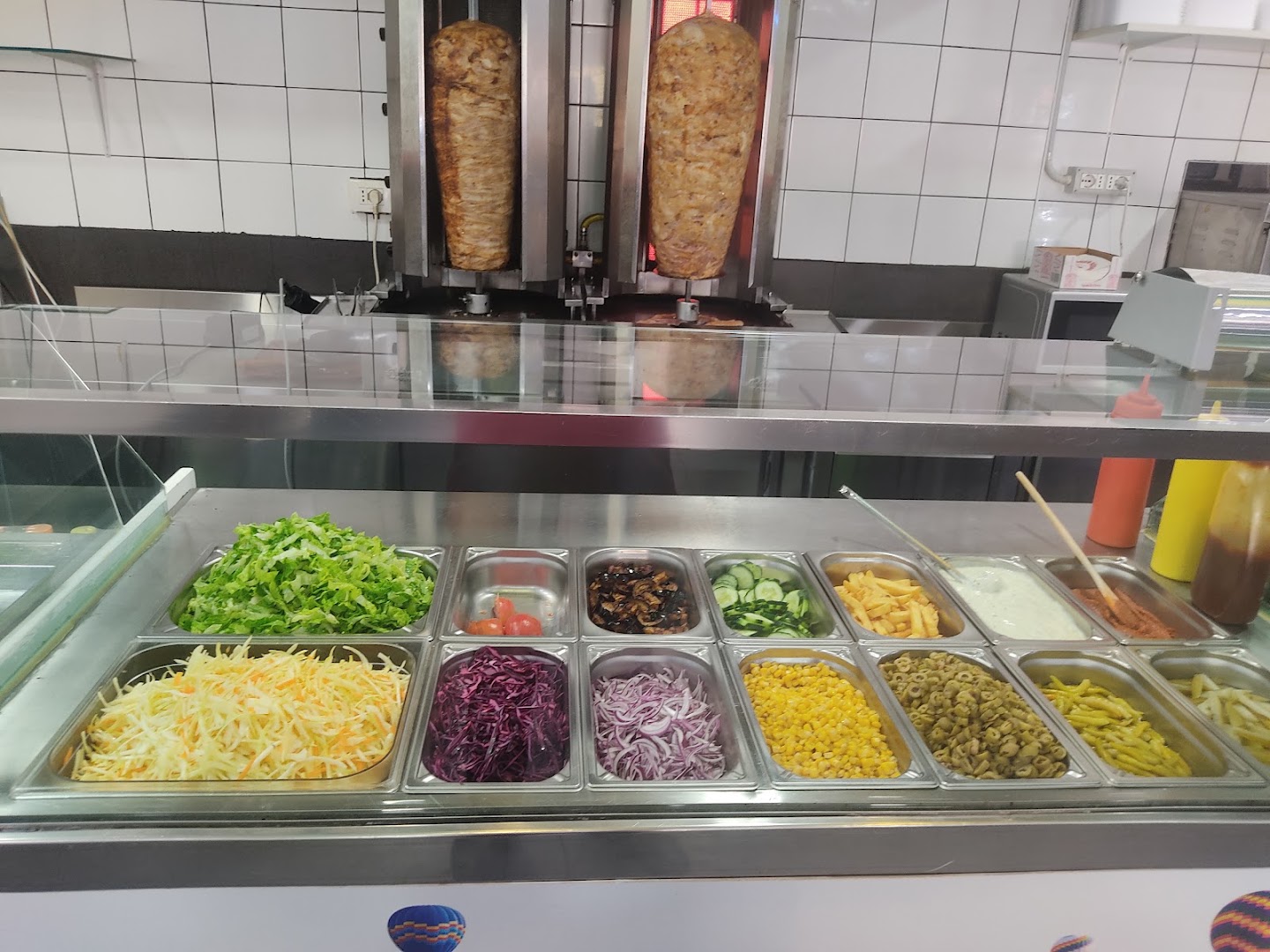 İSTANBUL KEBAB 63, Sezze