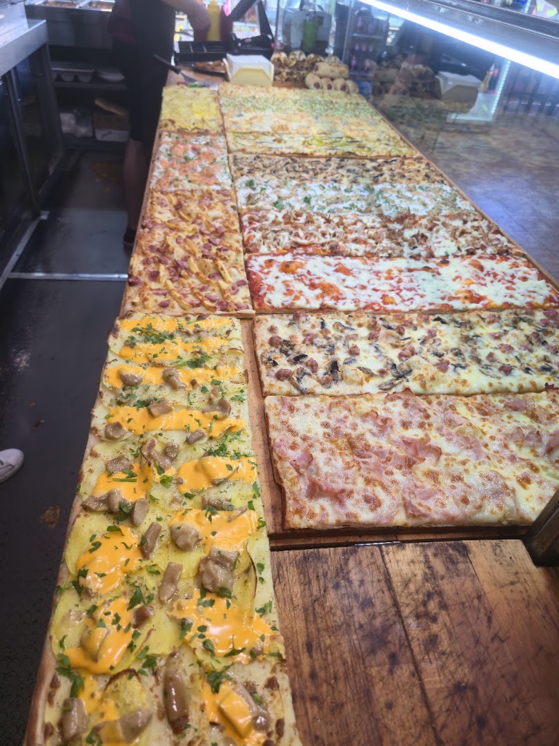 İSTANBUL KEBAB-PİZZA BATTİSTİNİ