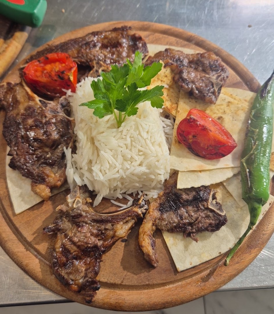 İstanbul kebab pizzeria