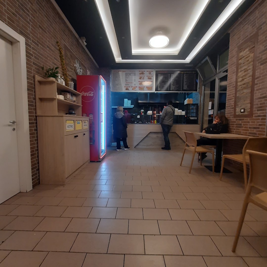 İstanbul kebap santhıa