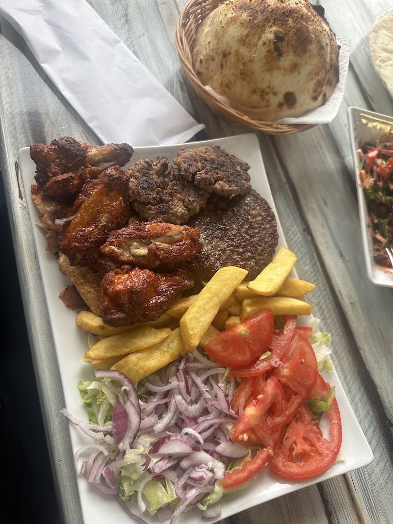 İstanbul Pizza Kebap DaMuss, Borgo San Dalmazzo