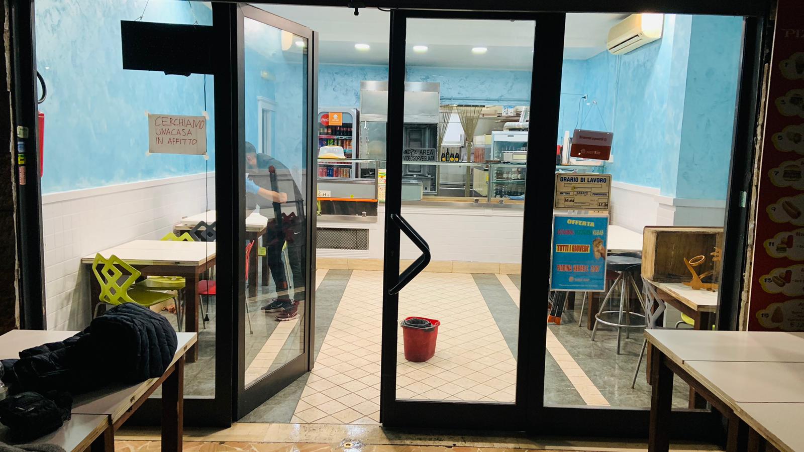İstanbul pizzeria kebab piazza San benedetto