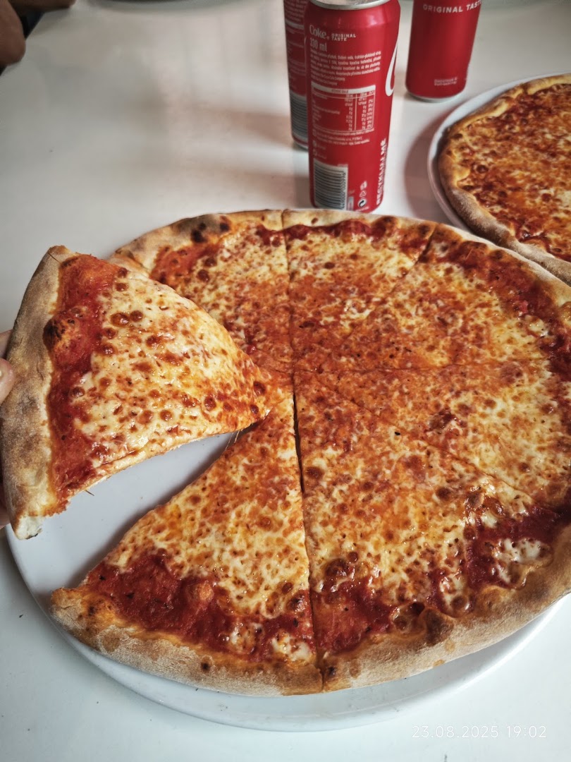 İSTANBUL Turkish - kebab & Pizza
