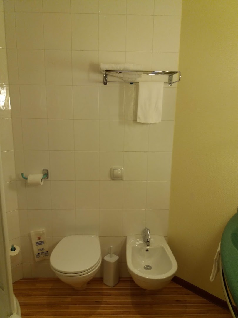 ibis Kitchen