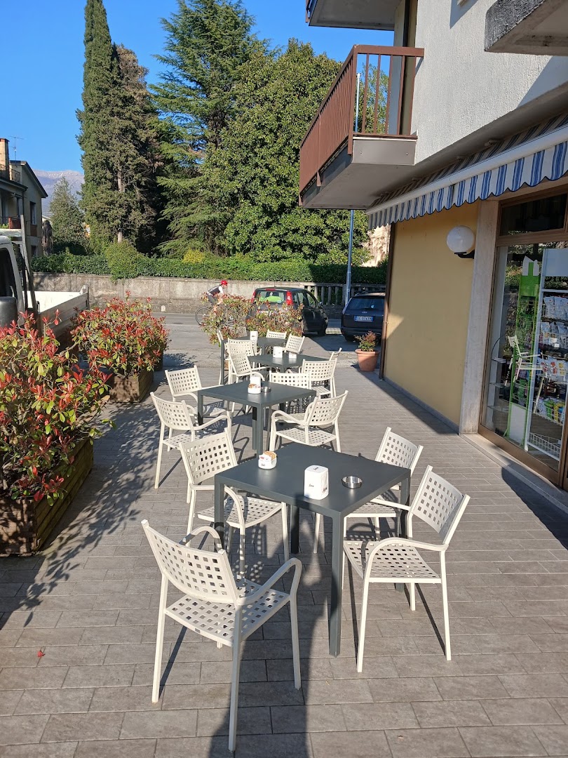 Iceberg caffetteria gelateria pasticceria food & drink