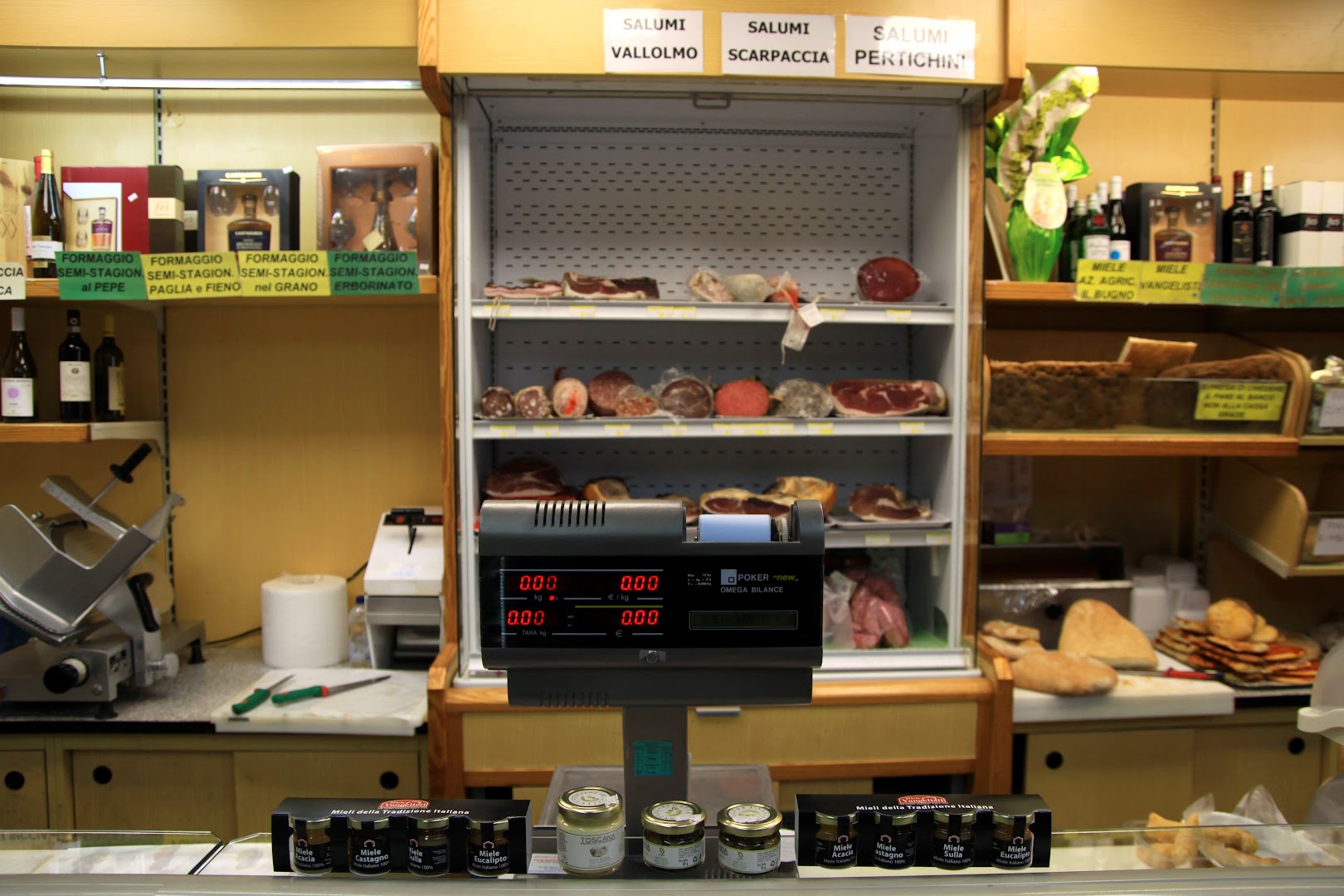 IDEA 2000 I.L. s.c.s. - Negozio Alimentari "Borgovecchio"