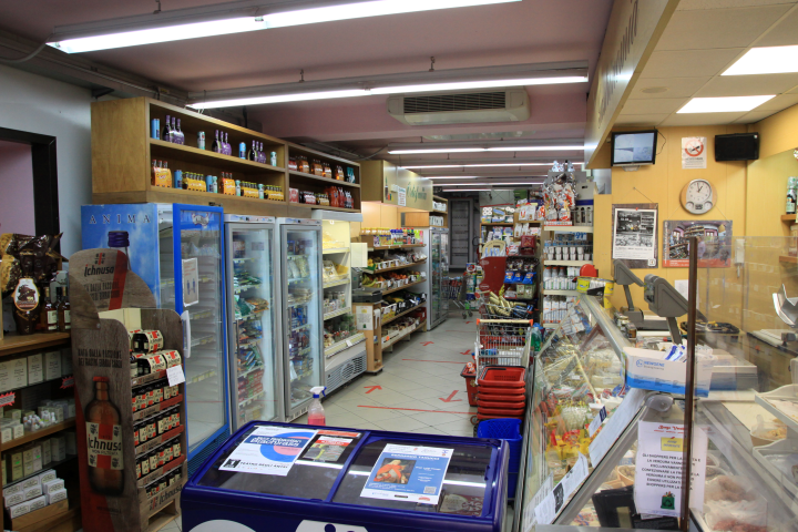 IDEA 2000 I.L. s.c.s. - Negozio Alimentari "Borgovecchio"