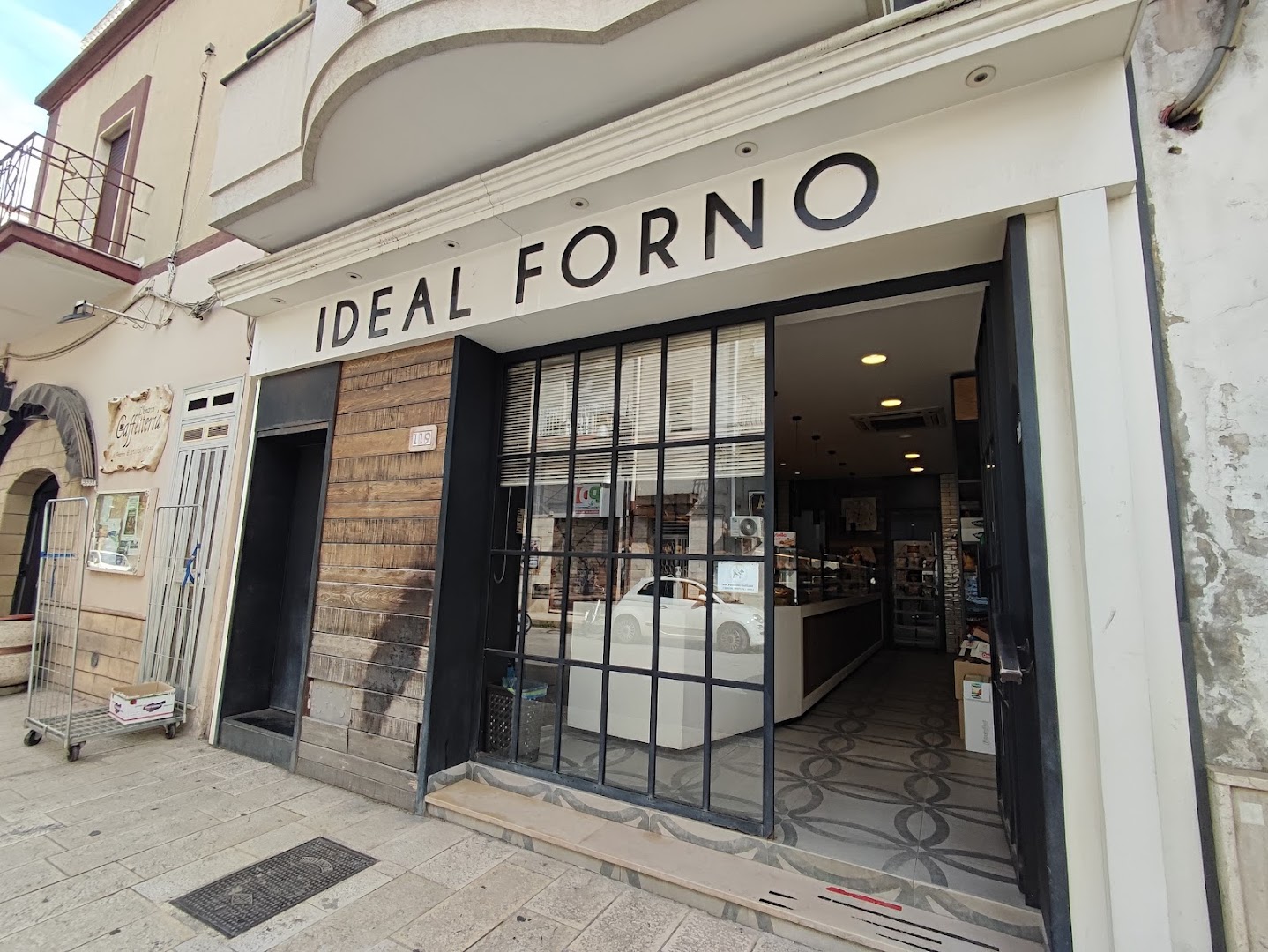 Ideal Forno, Taranto