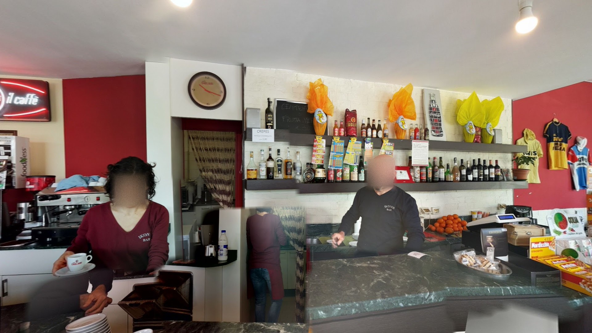 Ikonos Bar Di Havelkova Marika