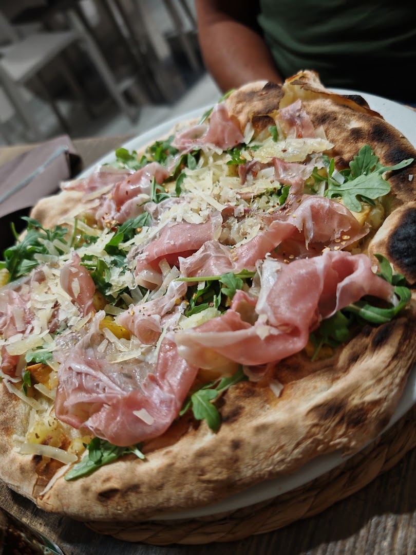Il Boccone Food