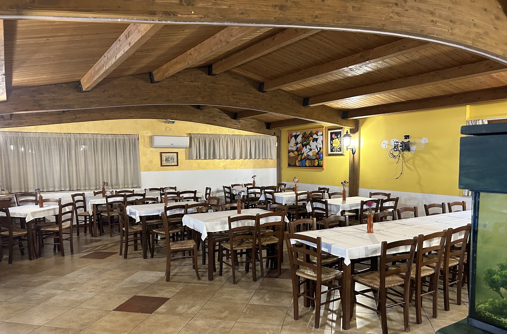 Il Borgo Trattoria Pizzeria BRACERIA Tabacchiera BAR Ricevitoria