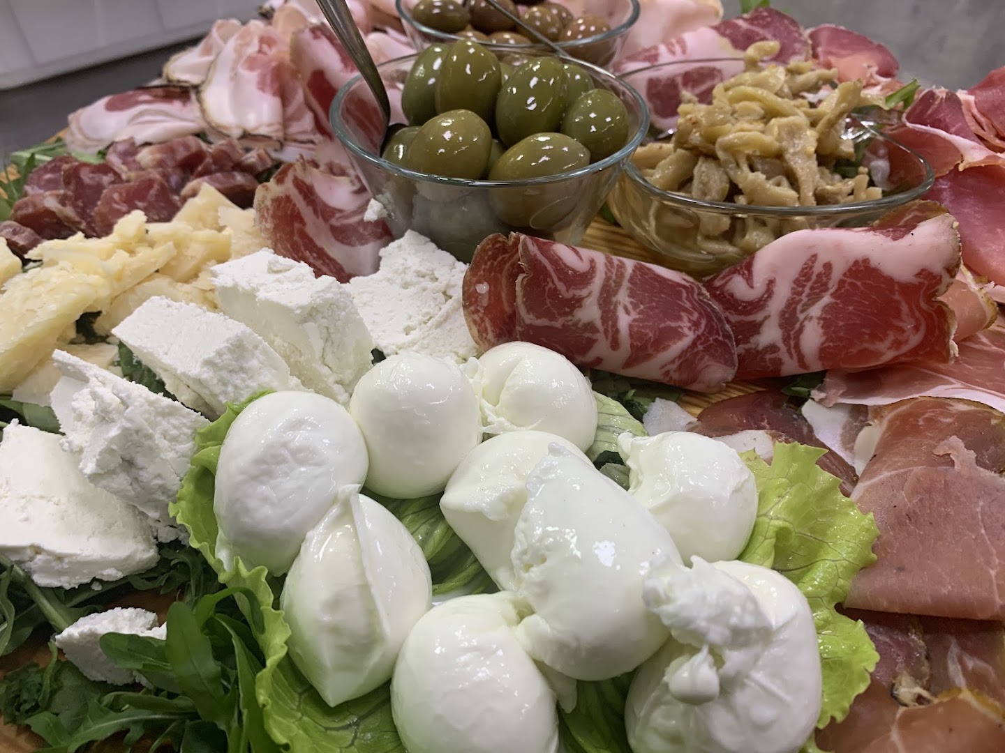 Il Borgo Trattoria Pizzeria BRACERIA Tabacchiera BAR Ricevitoria