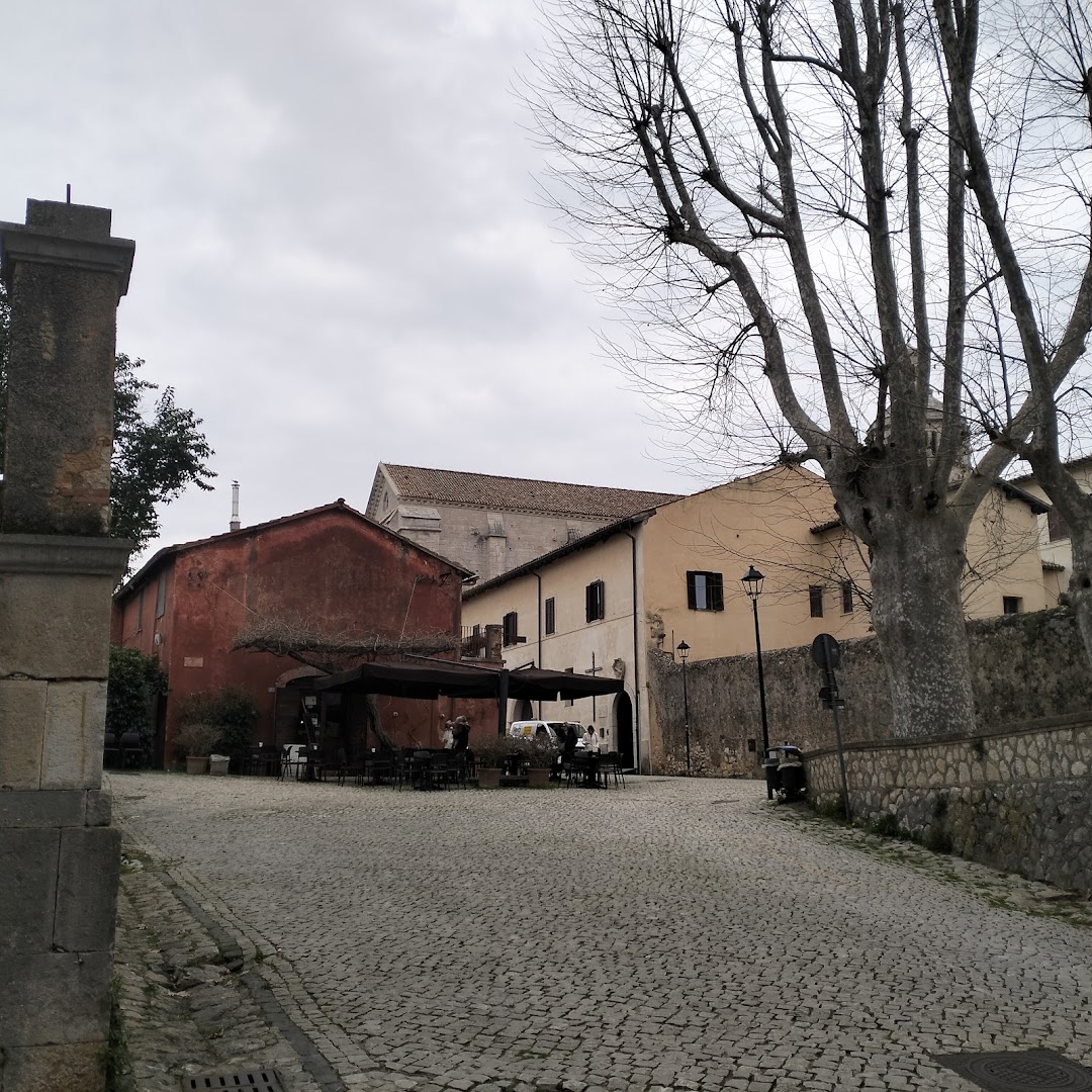 Il Caffe Dei Guitti, Priverno