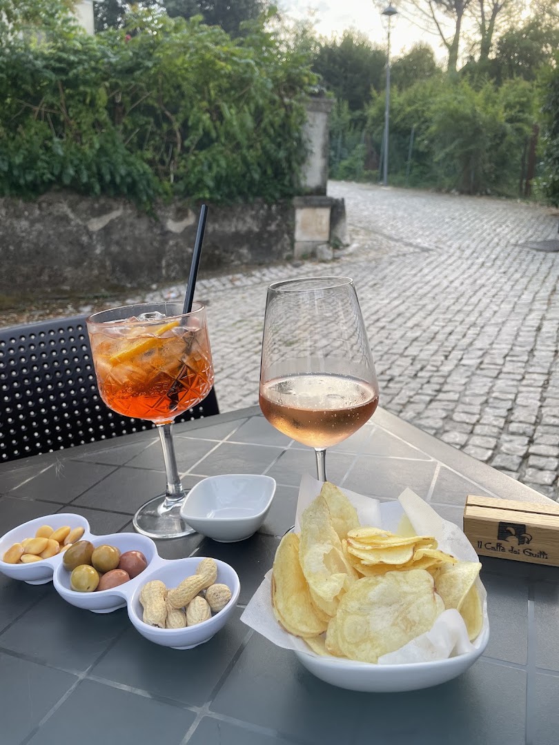 Il Caffe Dei Guitti