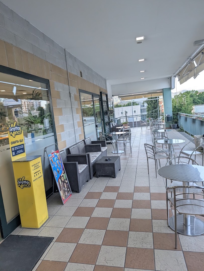 Il Caffé del Viale - bar con tabaccheria