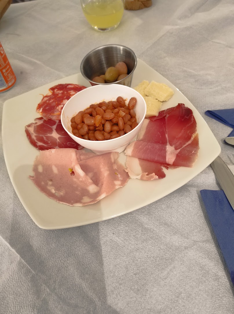 Il Cantinone | Bar, Ristorante & Forno