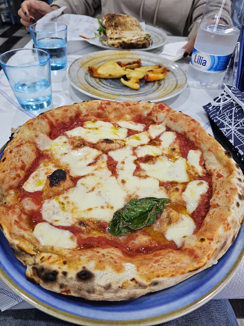 Il capriccio pub dal 1994