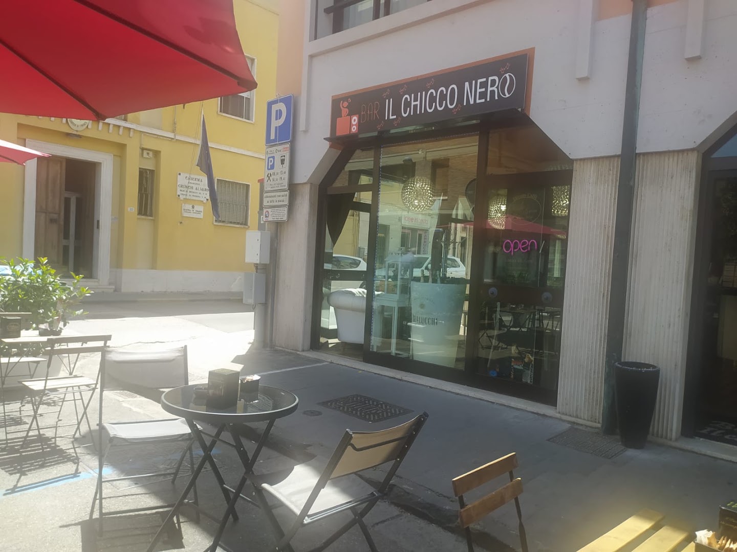 IL CHICCO NERO