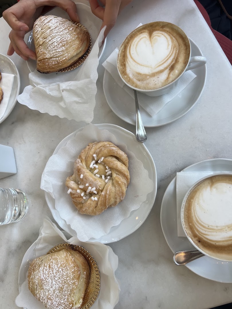 Il Cigno Caffè Pasticceria