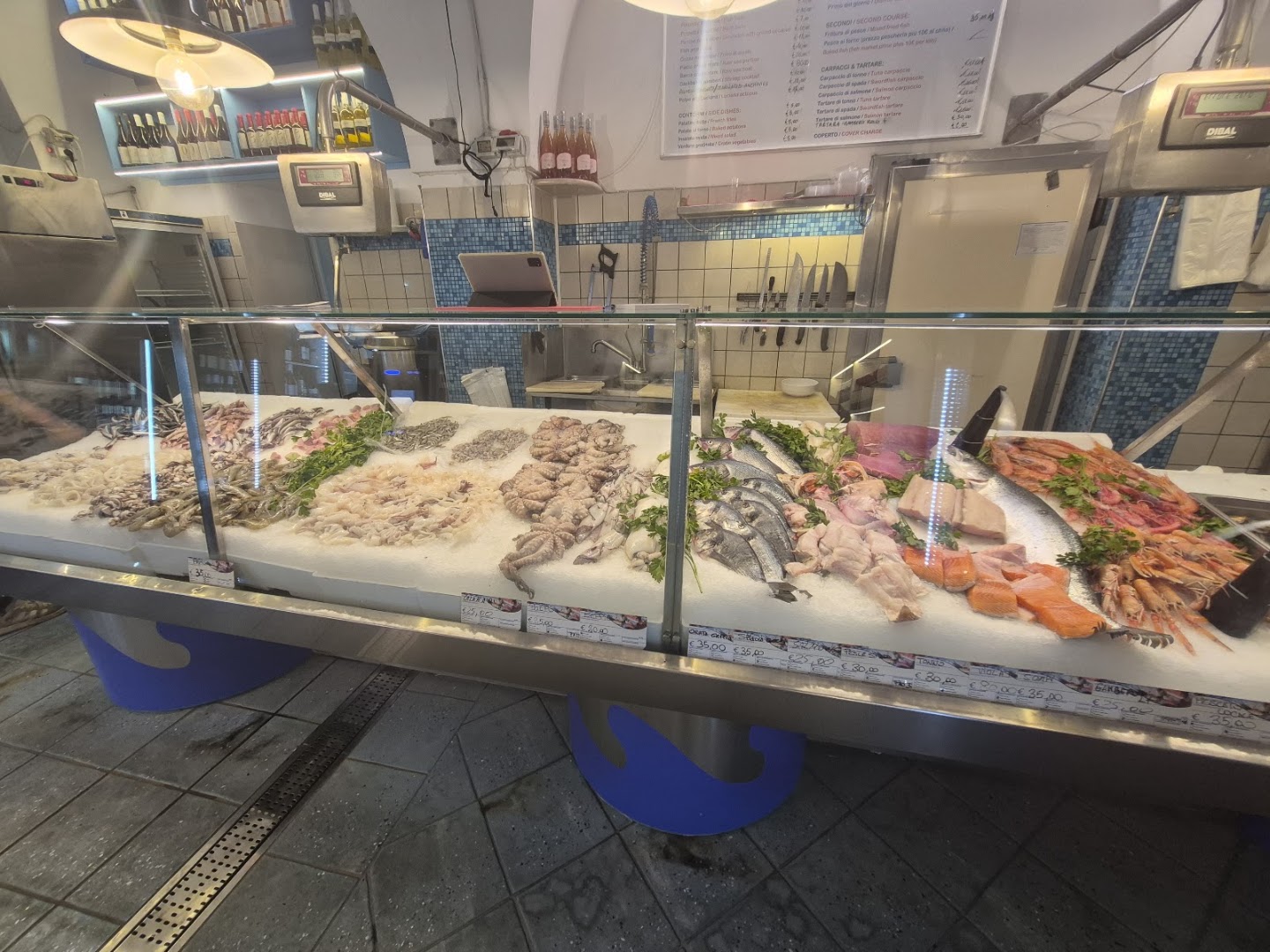 Il Delfino / Flipper - Pescheria Braceria Friggitoria Ristorante